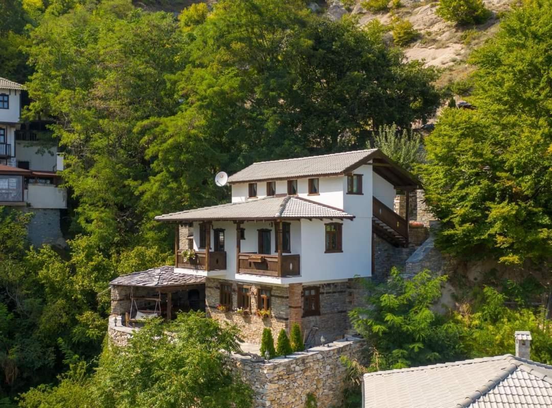 Yancheva Guest House Delchevo Esterno foto