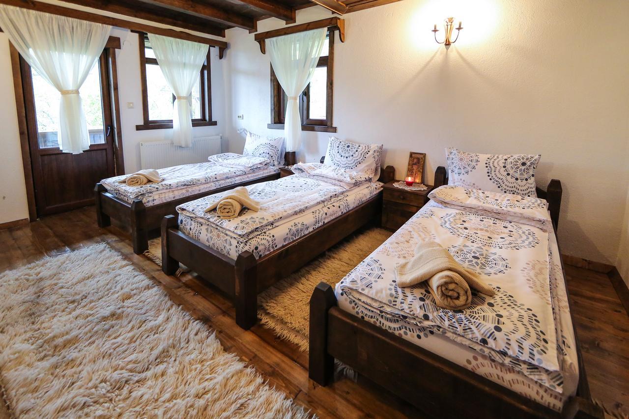 Yancheva Guest House Delchevo Esterno foto